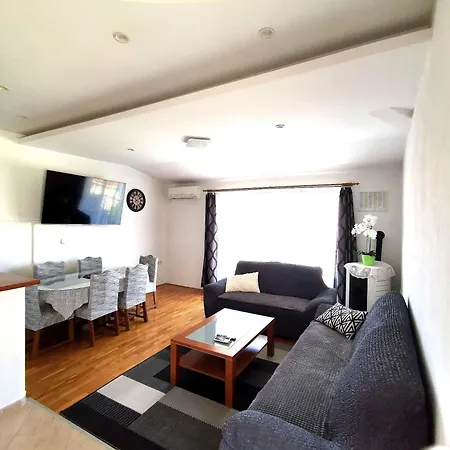 Rudelj Apartament *