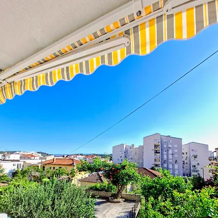 Rudelj Apartman *