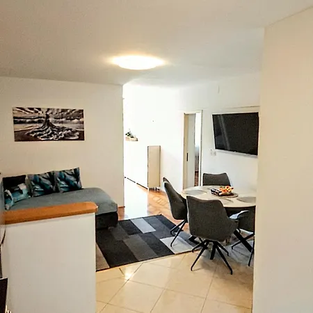 Apartament Rudelj
