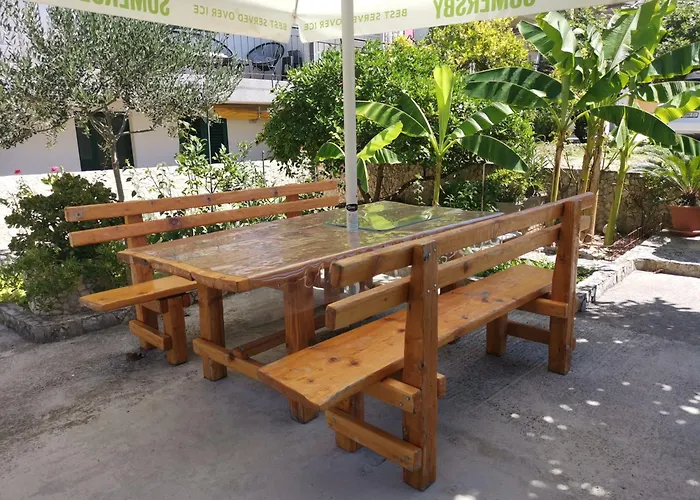 Rudelj Apartamento Makarska