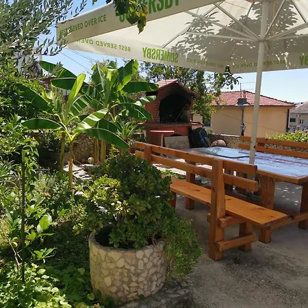 Rudelj Apartment Makarska